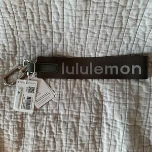 NWT Lululemon Never Lost Keychain Grey Sage/White Opal